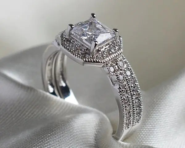 Diamond Ring, Engagement Ring, Stone-Set Ring